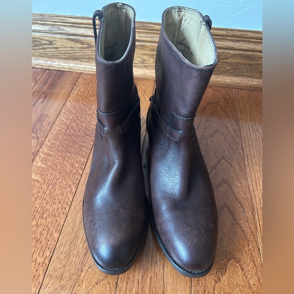 Frye Lindsey Plate Harness Brown Leather Boots - Picture 3 of 8